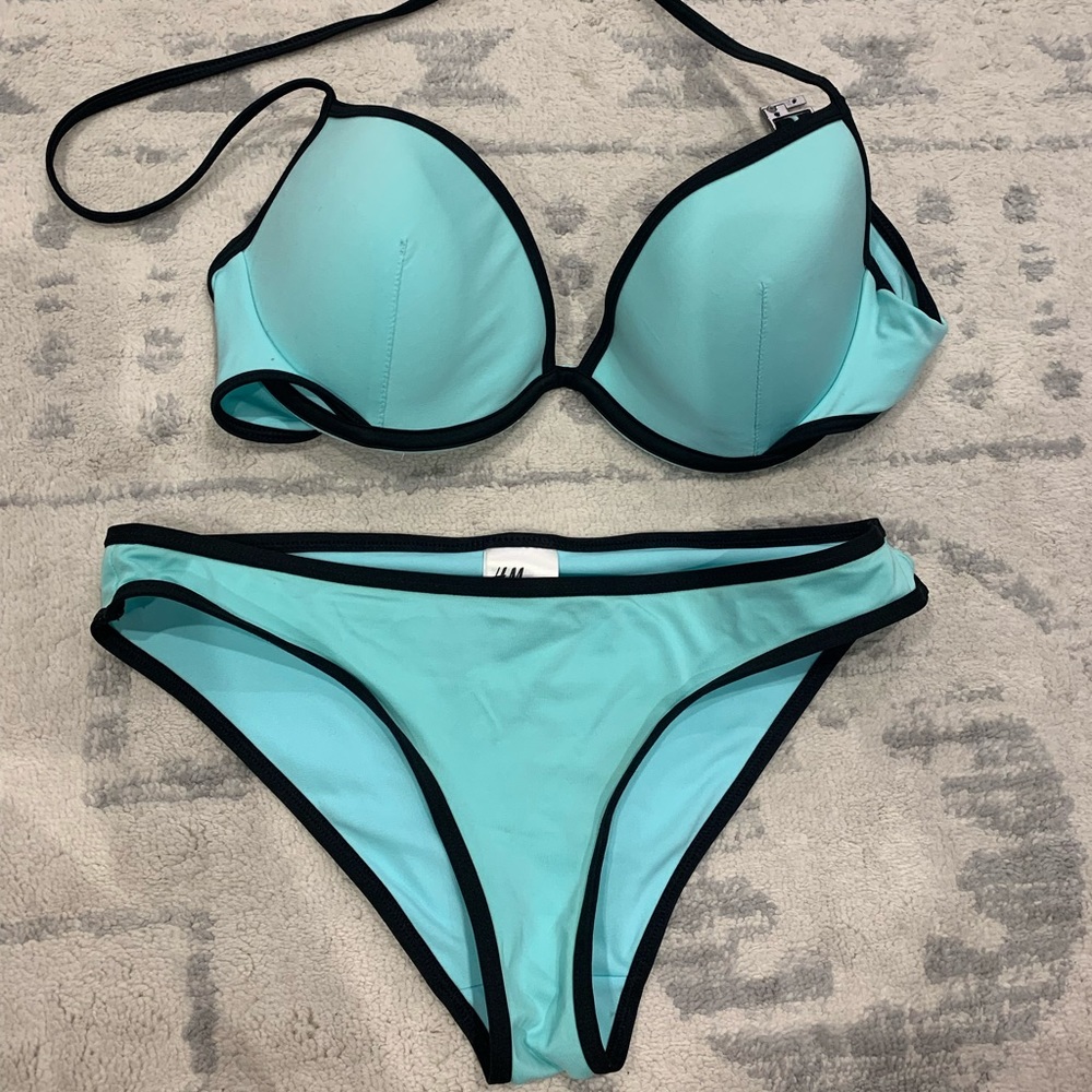 HM bikini